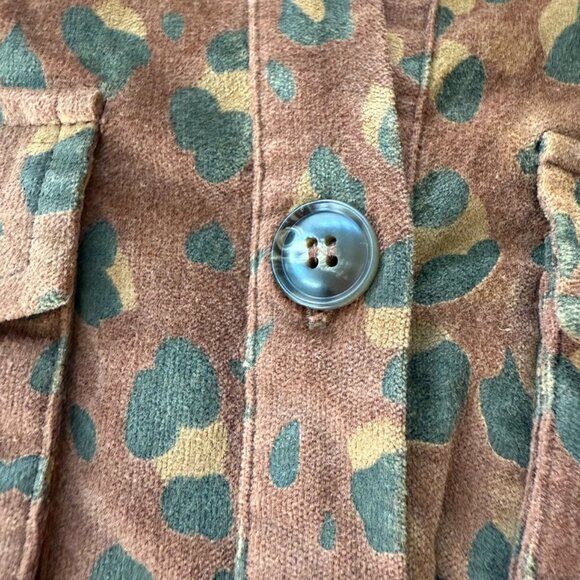 Easel Shacket (S) - Picture 3 of 7